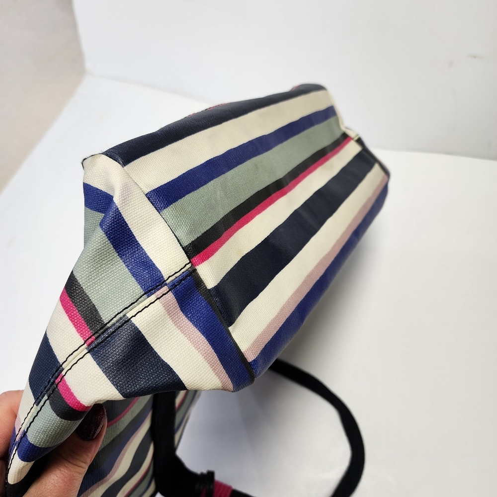 Fossil Stripped Large Tote With A Zipper Pouch Vi… - image 6